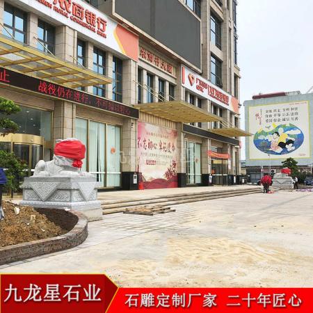 芝麻黑石雕港幣獅?廣東惠州龍門農商銀行