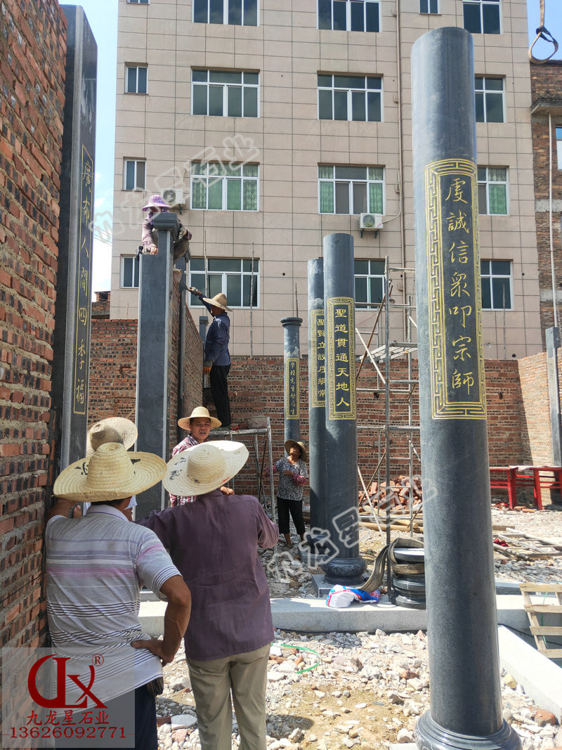 莆田案例：青石石雕龍柱 芝麻灰石雕圓柱